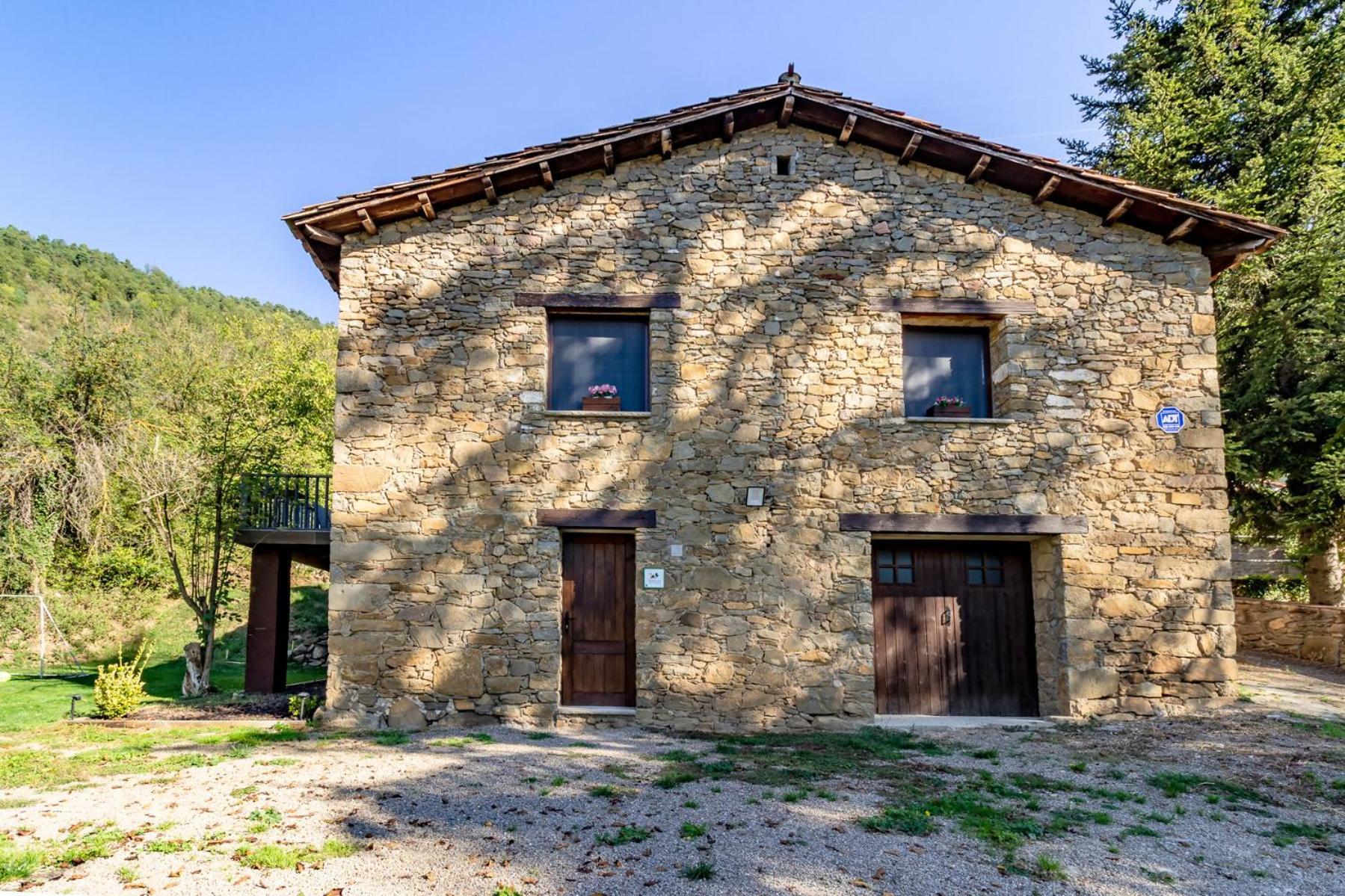 M De Puigsec Mas Rural Al Ripolles Girona Exterior foto