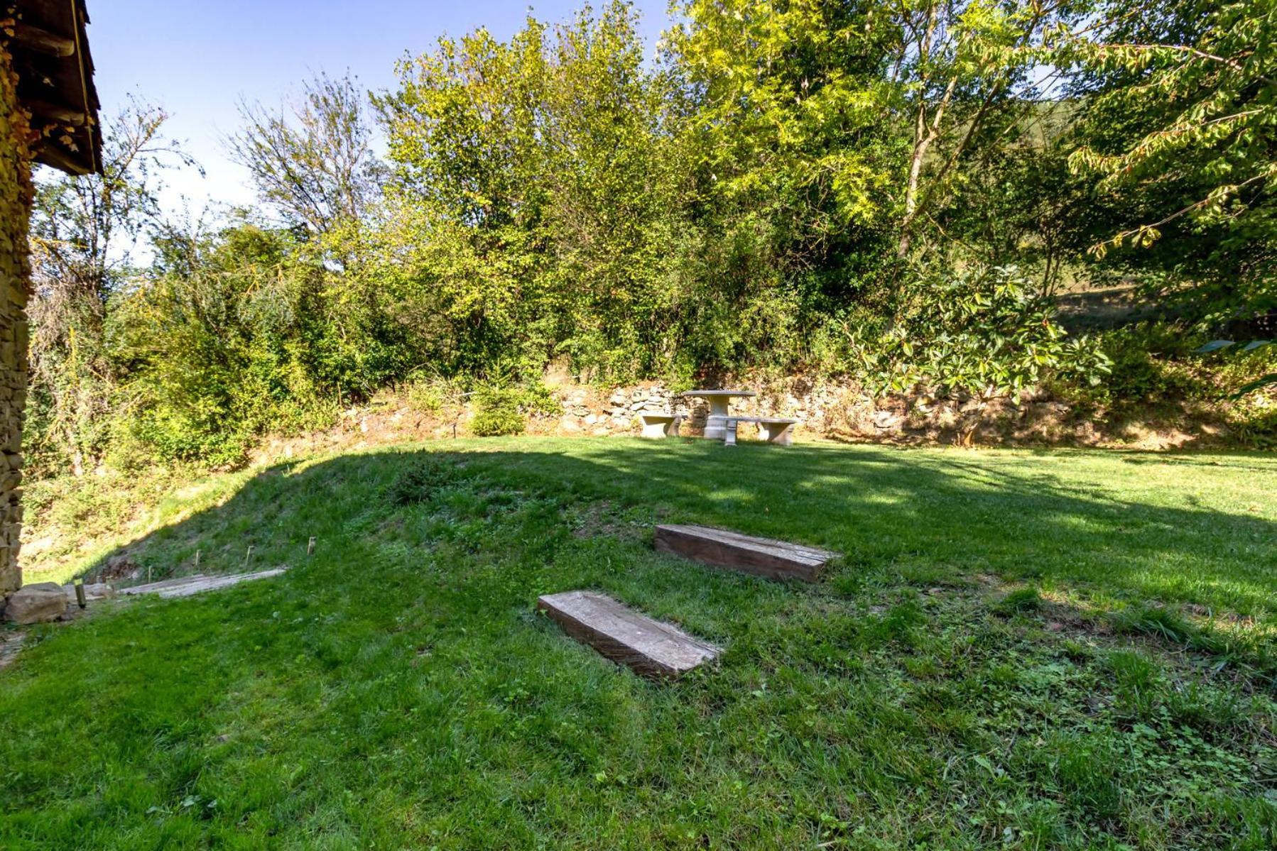 M De Puigsec Mas Rural Al Ripolles Girona Exterior foto