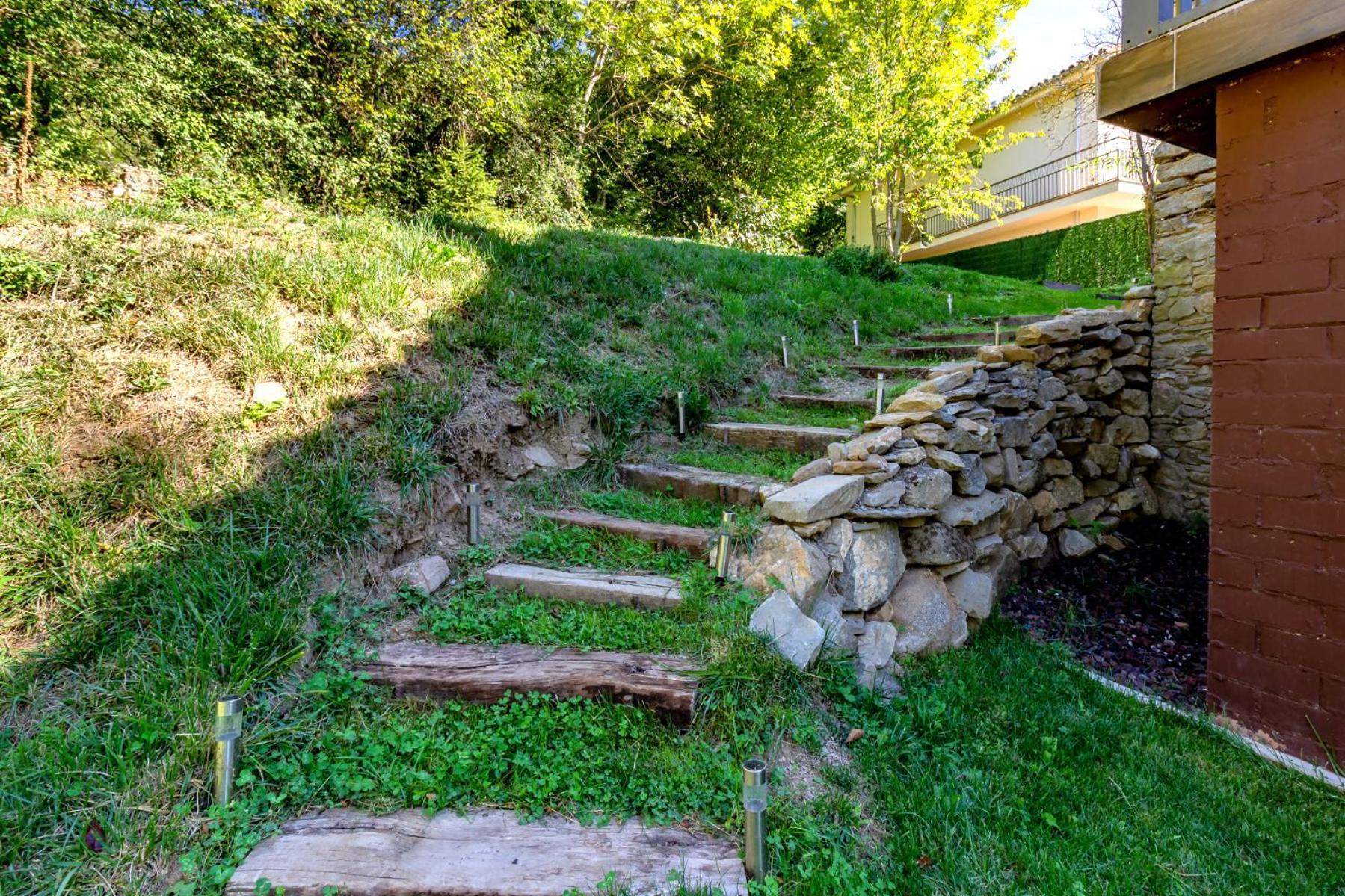 M De Puigsec Mas Rural Al Ripolles Girona Exterior foto
