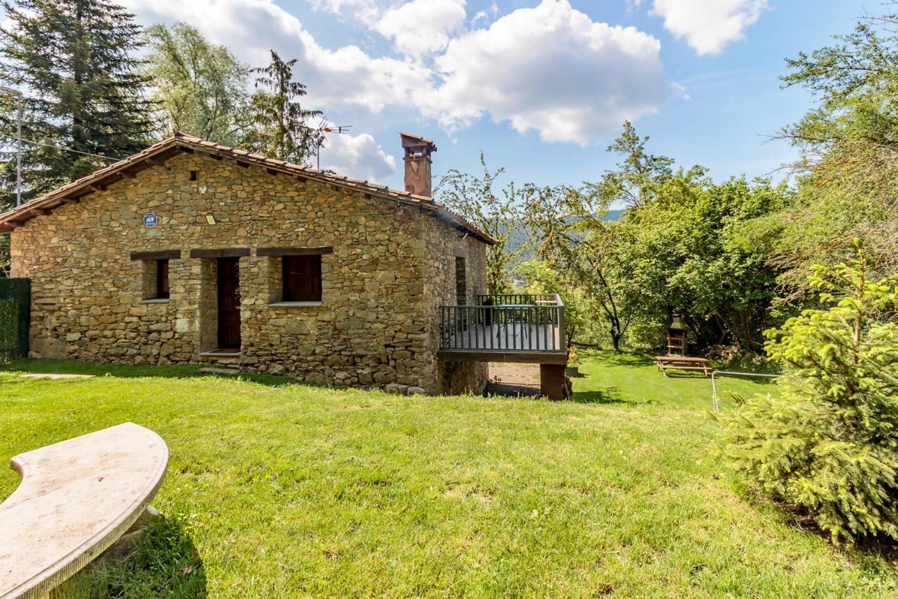 M De Puigsec Mas Rural Al Ripolles Girona Exterior foto