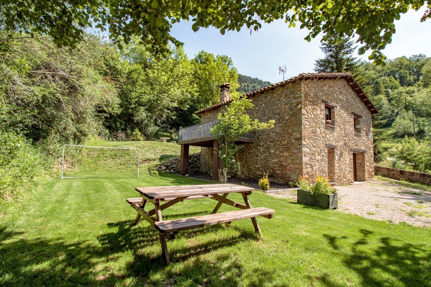 M De Puigsec Mas Rural Al Ripolles Girona Exterior foto